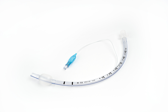 Ein guter Preis. Einwegmedizinische Verbrauchsmaterialien aus PVC mit oder ohne Handschellen Endotrachealröhre mit 15 mm-Anschluss Online